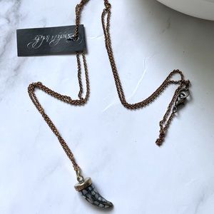 NEW Sarah Mulder horn necklace
